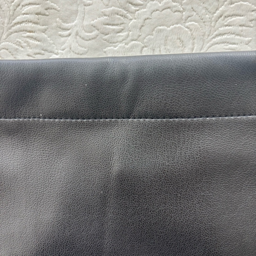 NWT Gap Faux Black Leather Miniskirt, Size Medium - Picture 5 of 10